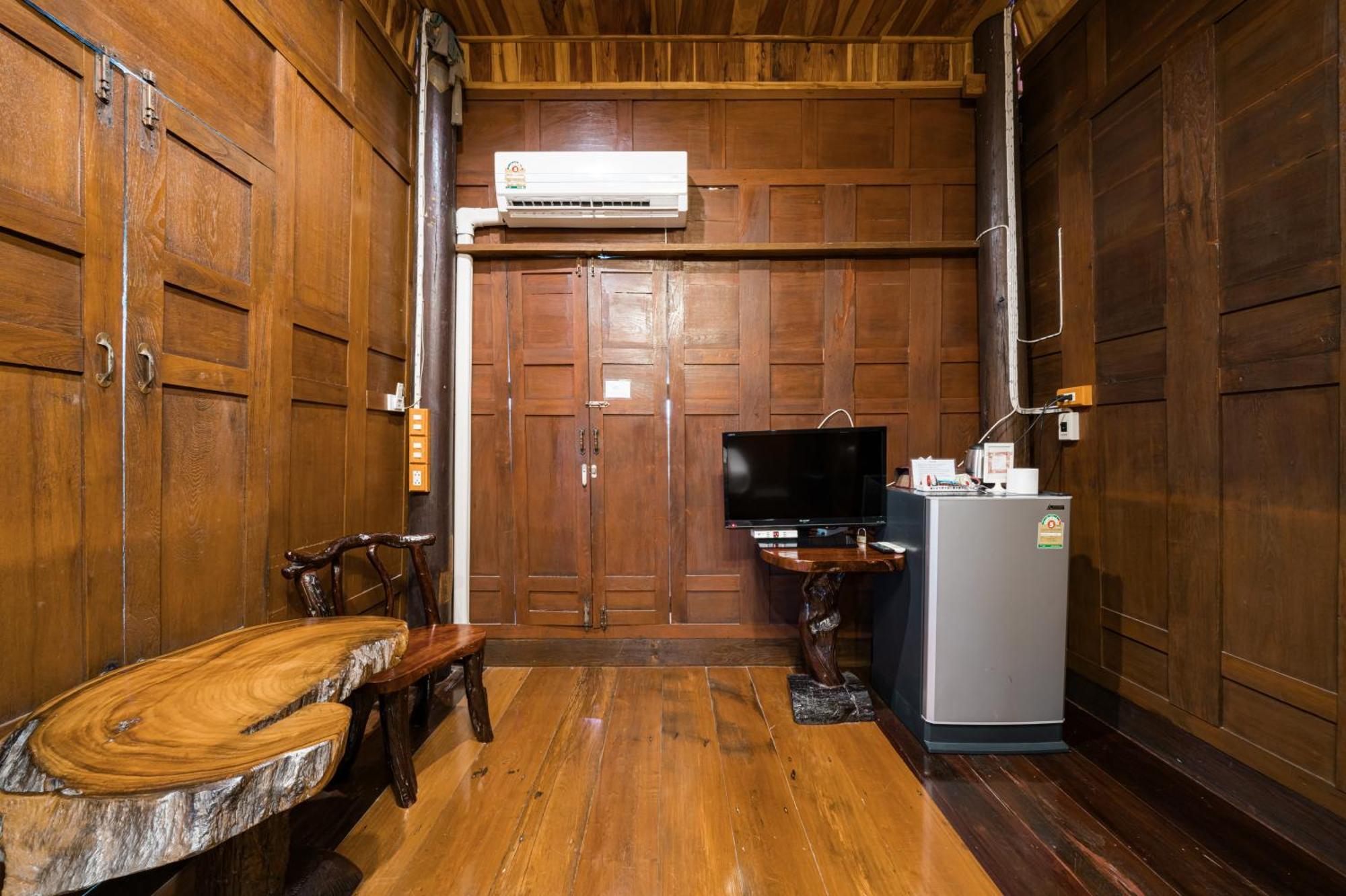 Athithara Homestay Phra Nakhon Si Ayutthaya Exterior foto